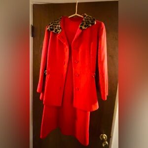 VINTAGE!! Leopard collar vintage 1950s or 1960s red/orange dress coat set!